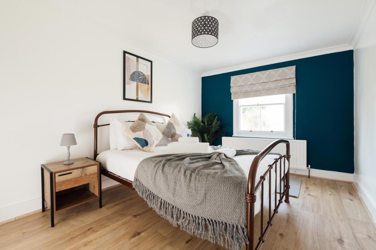 Apartmán Stunning & Stylish 2 Bed Flat In West Londýn Exteriér fotografie