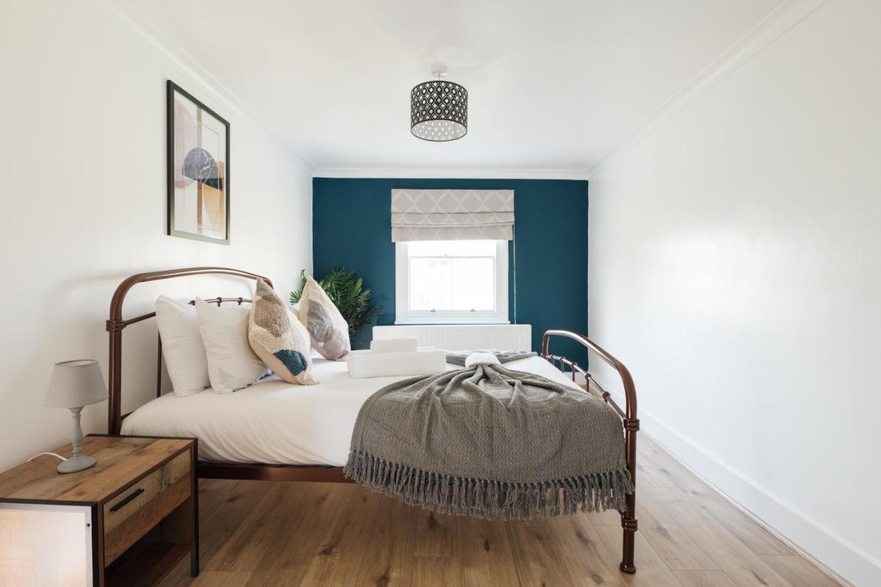 Apartmán Stunning & Stylish 2 Bed Flat In West Londýn Exteriér fotografie