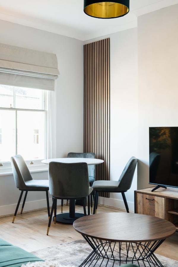 Apartmán Stunning & Stylish 2 Bed Flat In West Londýn Exteriér fotografie