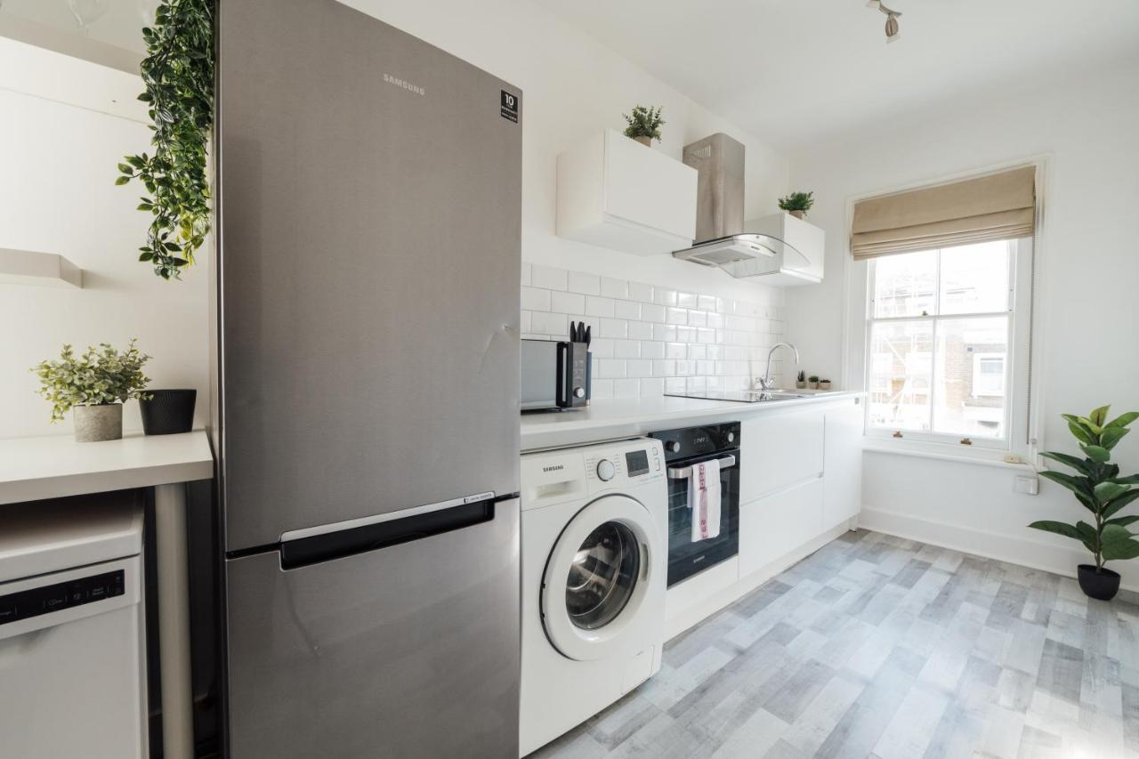 Apartmán Stunning & Stylish 2 Bed Flat In West Londýn Exteriér fotografie