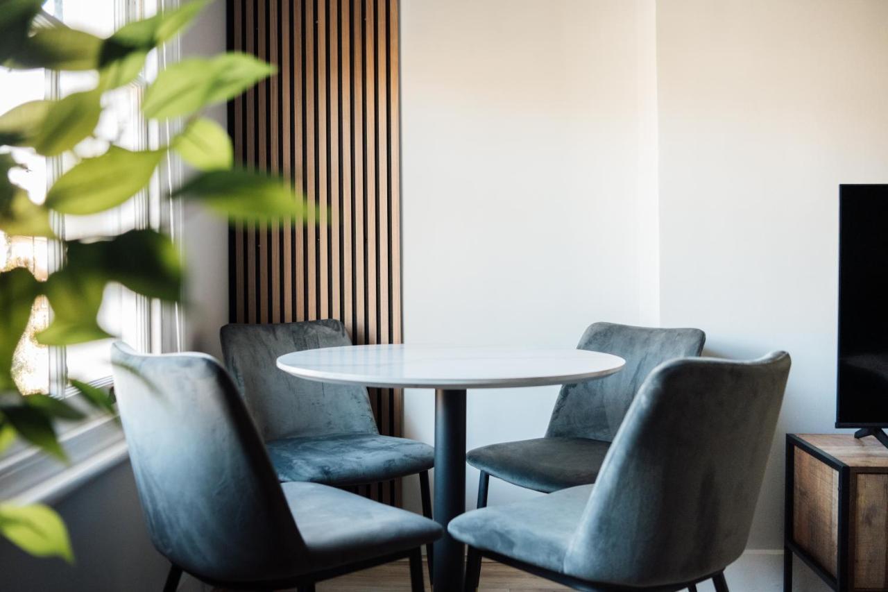 Apartmán Stunning & Stylish 2 Bed Flat In West Londýn Exteriér fotografie