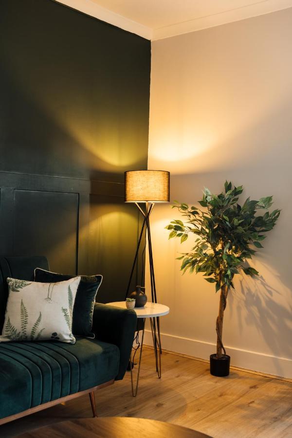 Apartmán Stunning & Stylish 2 Bed Flat In West Londýn Exteriér fotografie